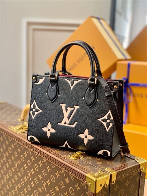 black and white lv|louis vuitton black pouch.